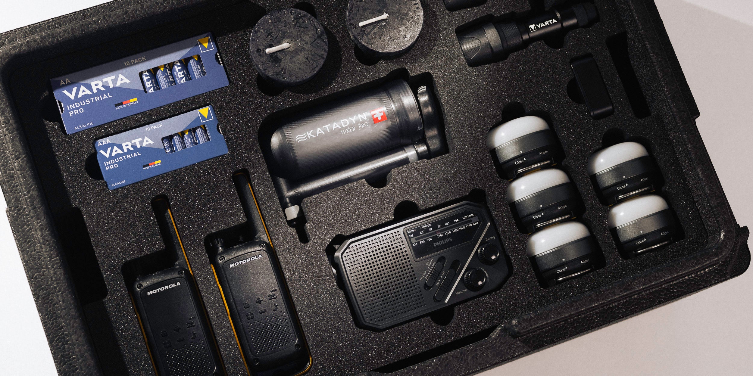 ARK Cases noodpakket met verlichting, communicatie, kookvoorziening en waterfilter